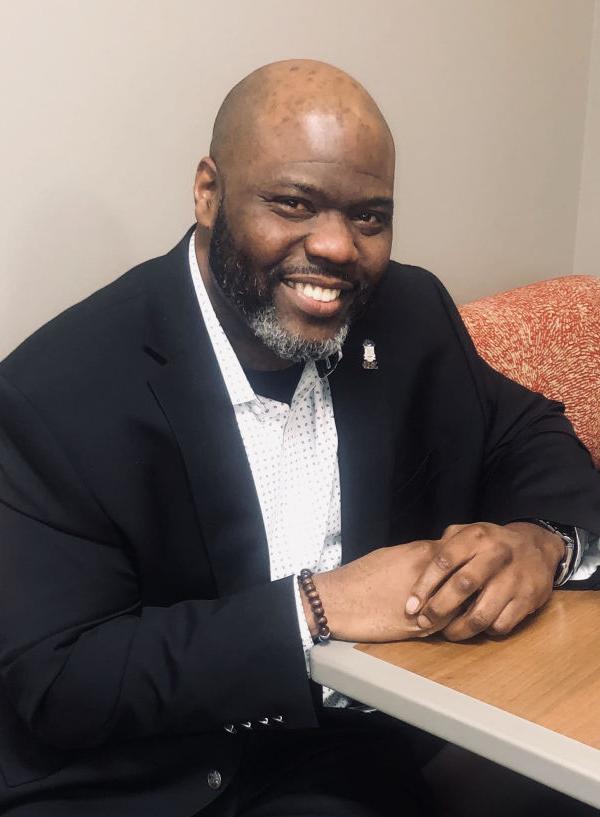 Anttwain Dobbins Sr.